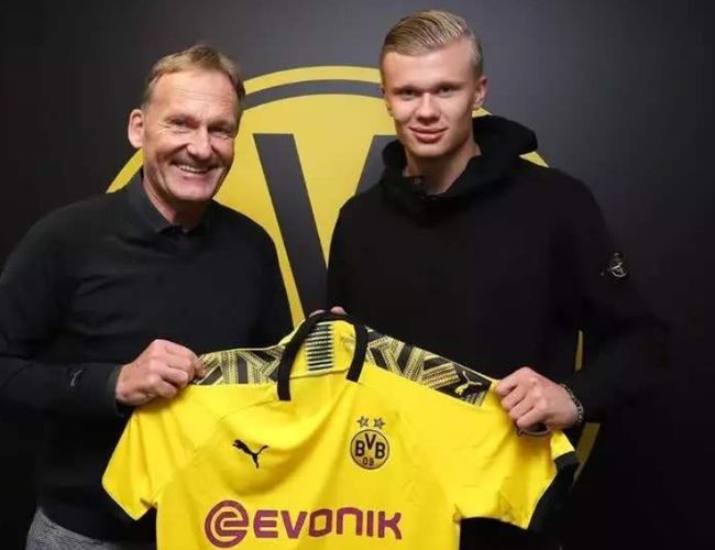 恭喜GOG电竞晋级2025王者荣耀世冠正赛！