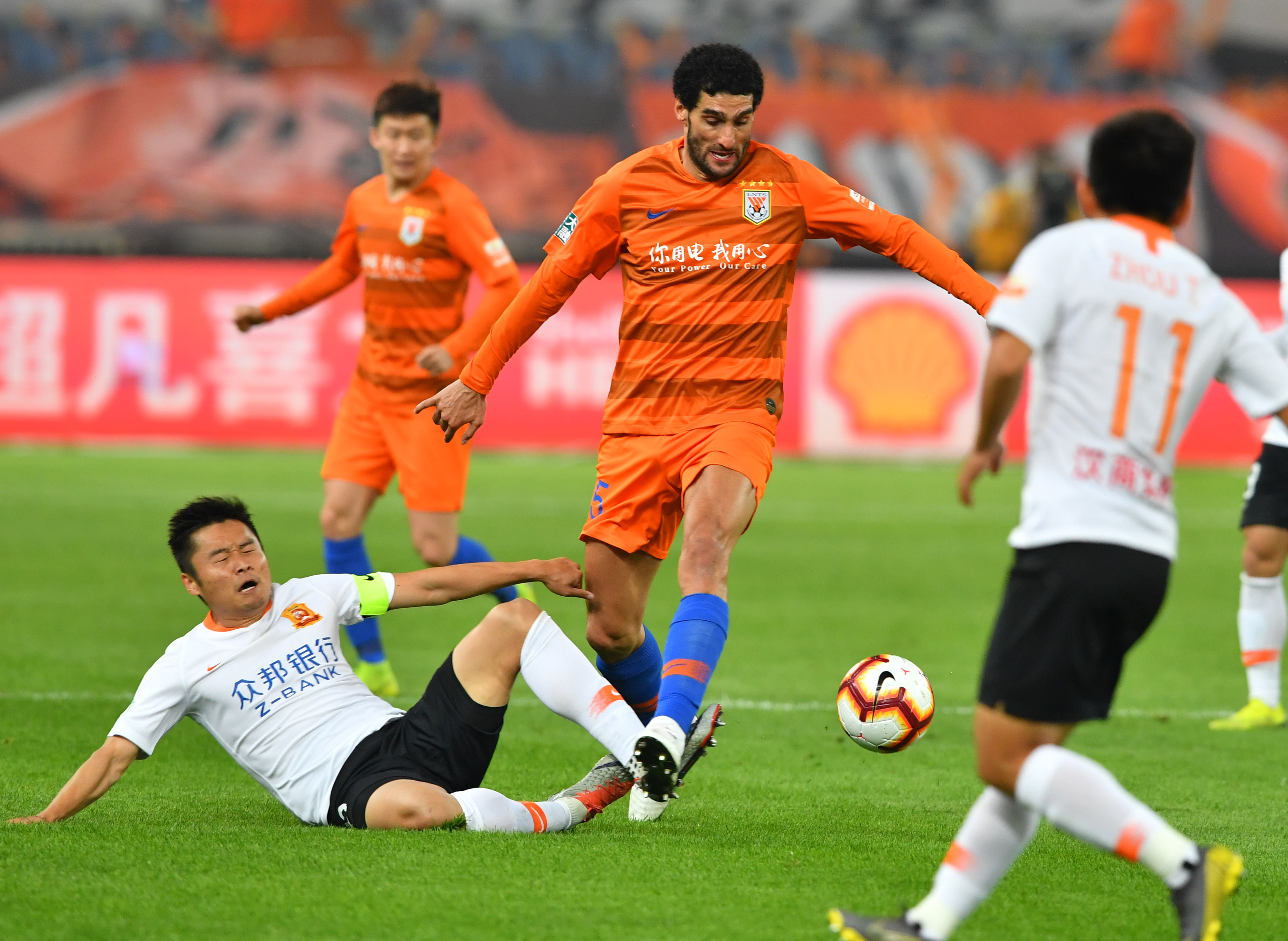 LPL夏季赛W3D2：Zdz重回首发对阵LGD，Knight对位FoFo