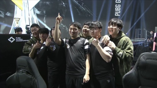 Reddit团结 CS2 粉丝们：对这款标志性游戏的积极赞赏浪潮